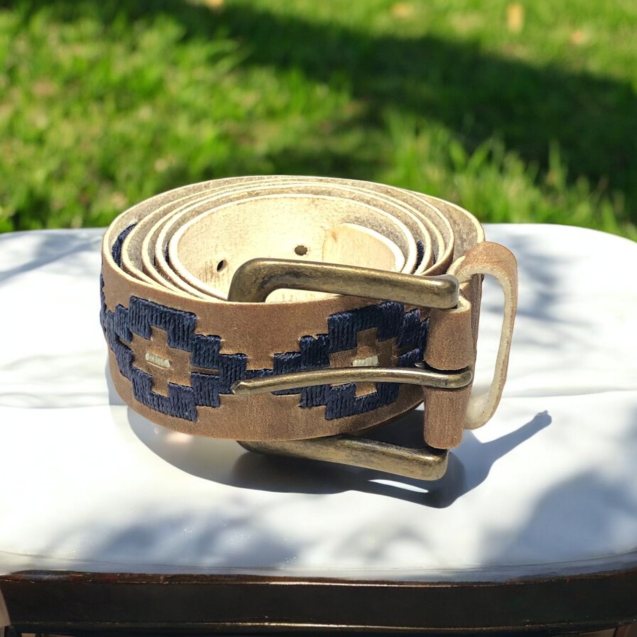 Cintos de Cuero Crudo Bordados